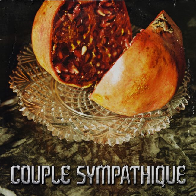 COUPLE_SYMPATHIQUE_METALCASE_SMALL_SOCIAL_MEDIAS